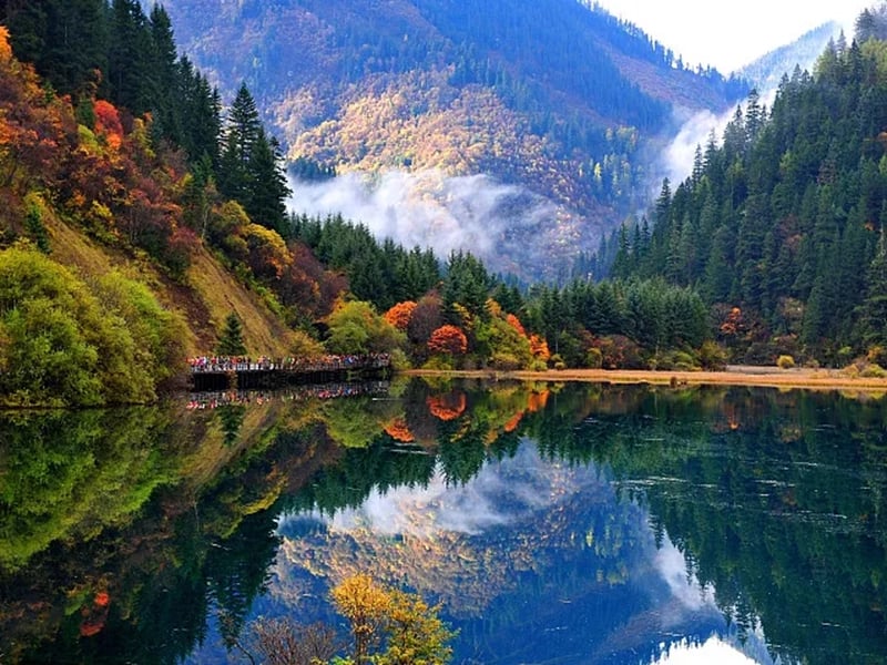 Sichuan Highlights Tour_The Aquatic Feast of Jiuzhaigou